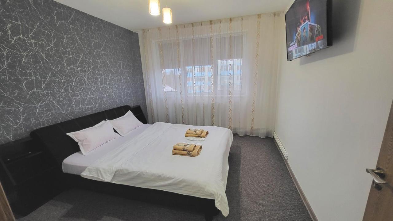 Apartament Navi Onesti Bagian luar foto