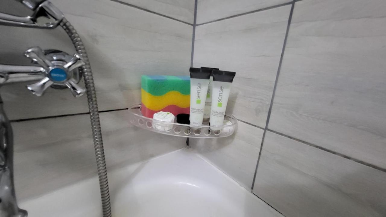 Apartament Navi Onesti Bagian luar foto
