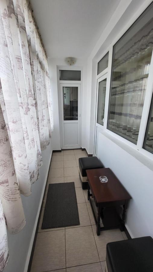 Apartament Navi Onesti Bagian luar foto